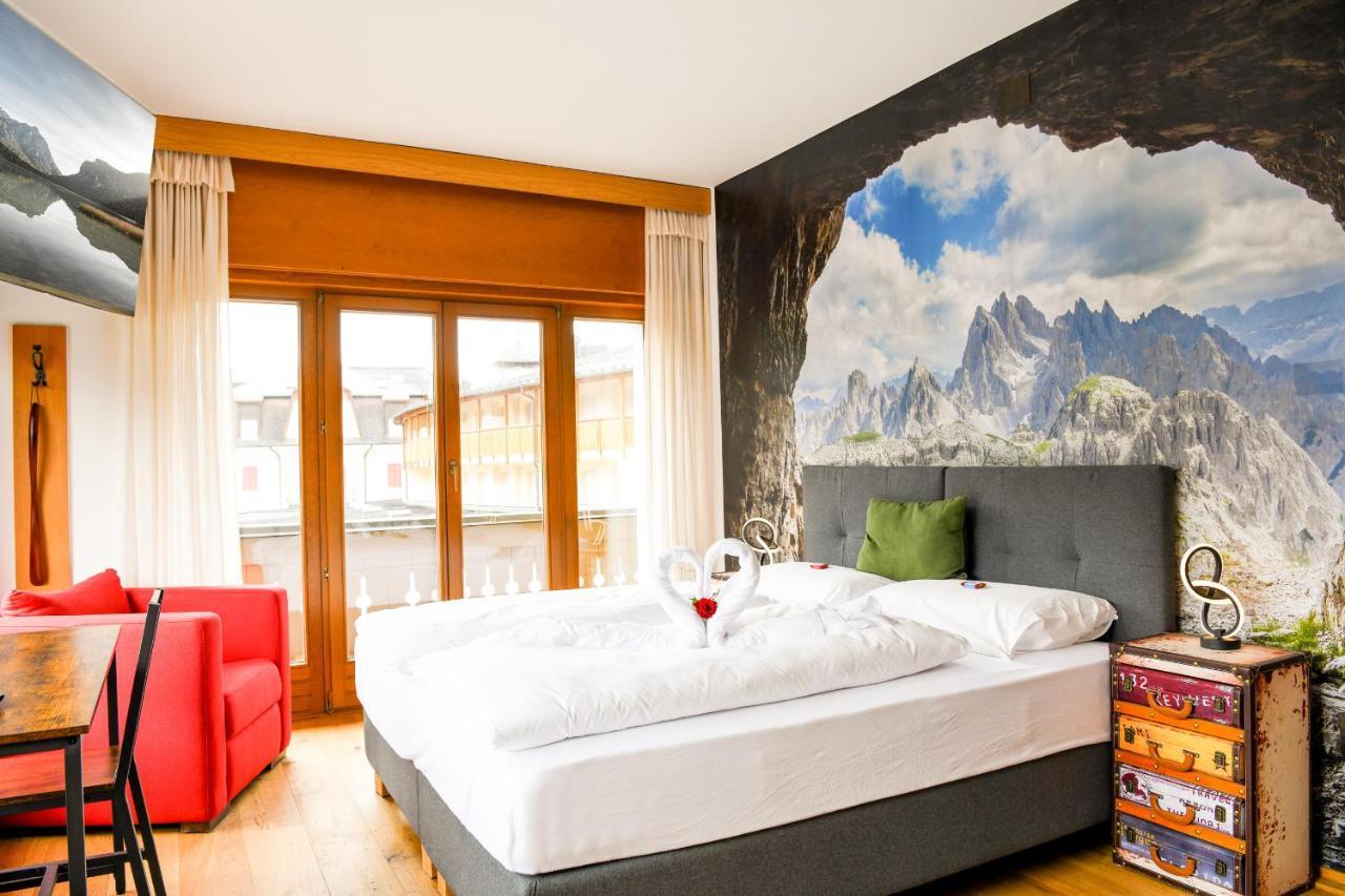 Guesthouse Rosengarten Toblach Exteriör bild